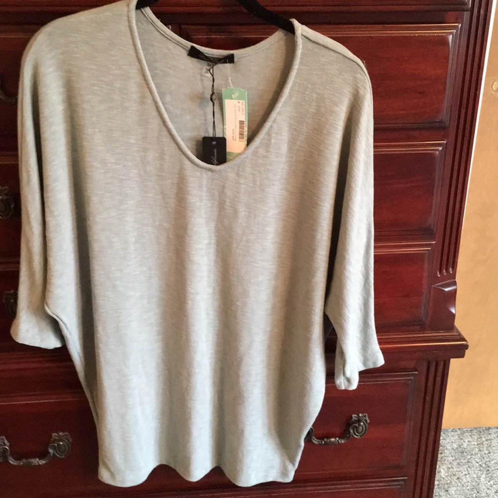 Laila Jayde Bowie 3/4 sleeve dolman knit top
